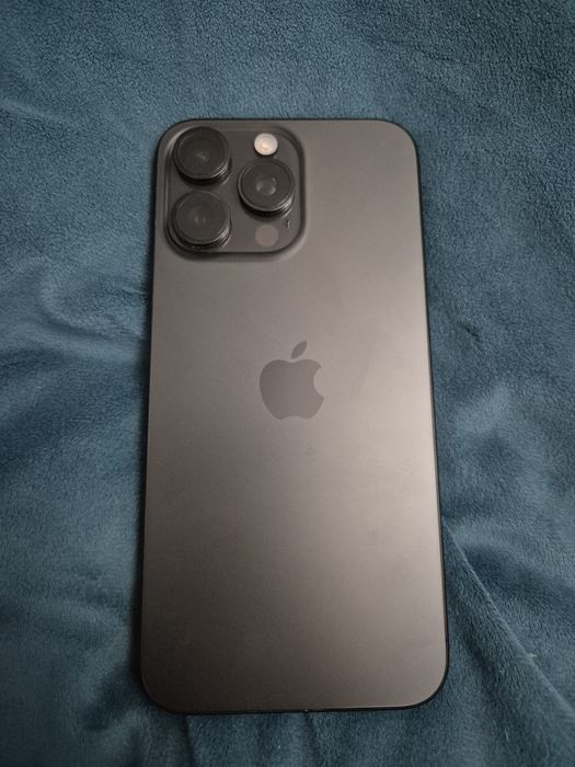 Samsung Galaxy S24, Iphone 15 PRO MAX