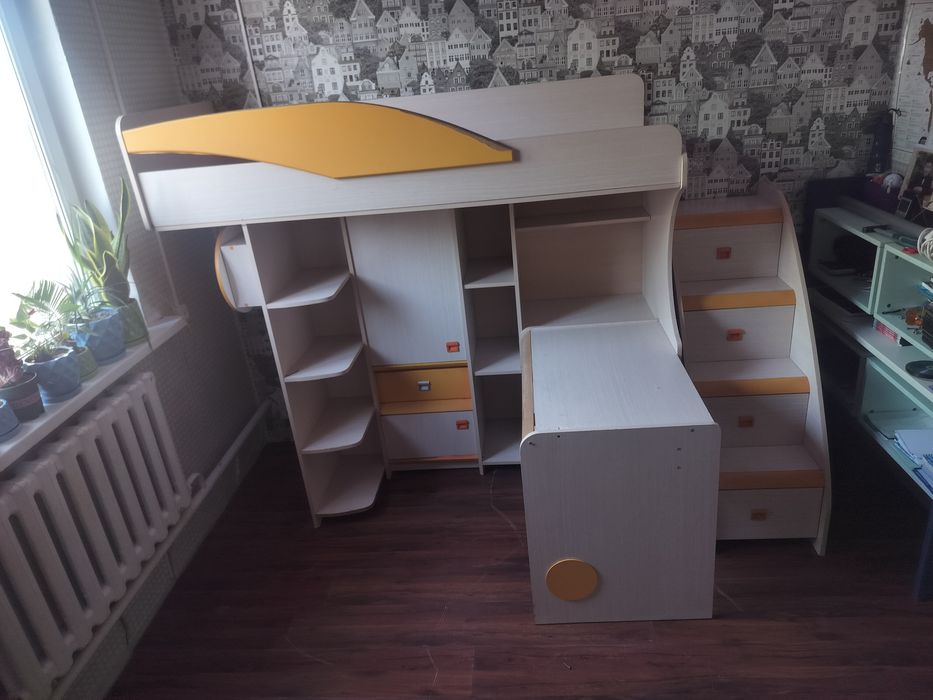 Продам кровать :)