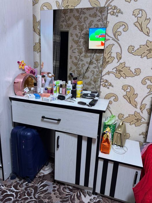 Srochna Sotiladi  Dvux Spalniy Garnitur Kamplekt Yengi pawti tutilmaga