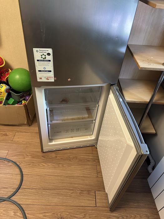 Холодильник bosh
