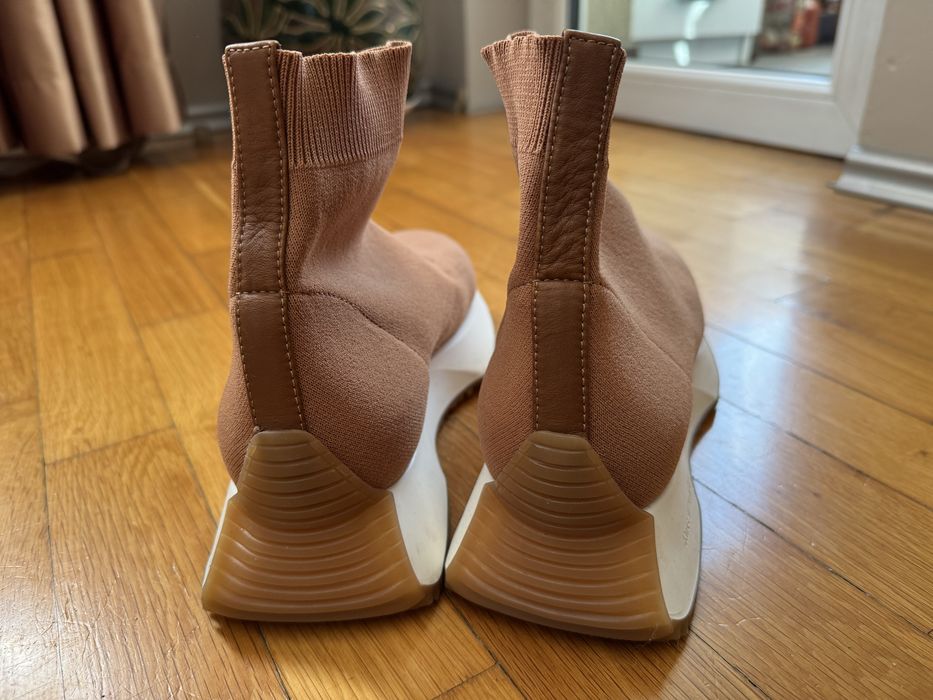 Дамски обувки Russell & Bromley