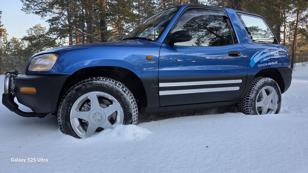 Продам автомобиль RAV-4