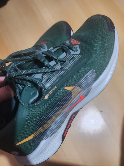 Маратонки Nike GORETEX