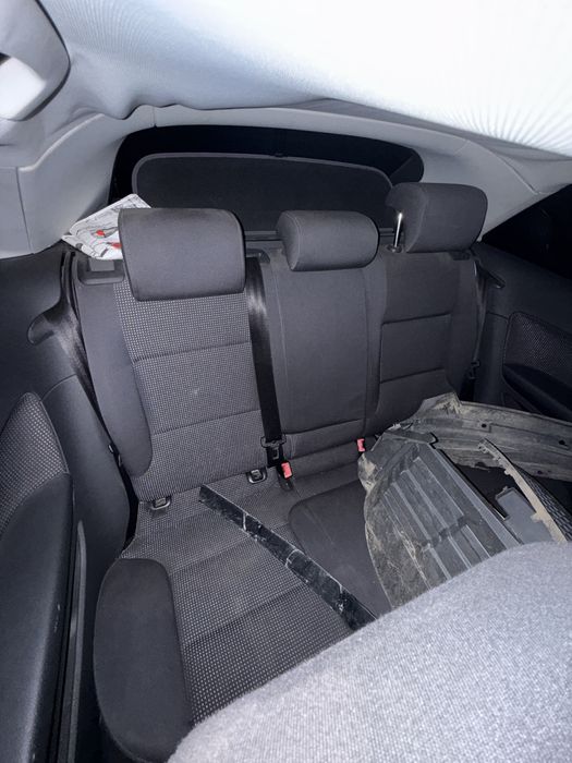 Audi A3 1.9 TDI avariat față + lateral / pornește / automat
