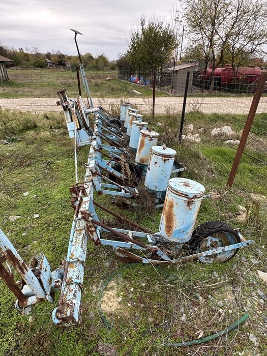 Semănătoare agricolă – completă, ideală pentru piese sau recondiționat