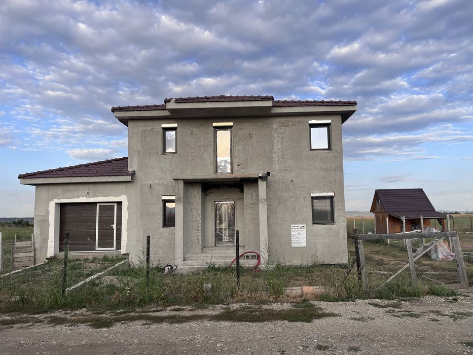 Casă nouă 145 mp utili cu Garaj + 600 mp teren | Cartier Primăverii |