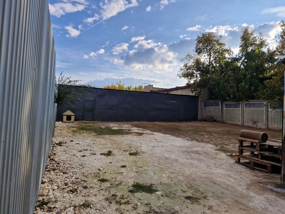 Продам 6 соток..сдам в аренду ангар