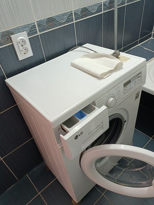 Продам стиральную машину Б/у