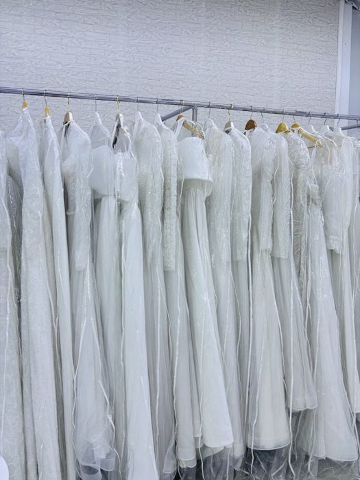 Свадеюные платья (20штук)