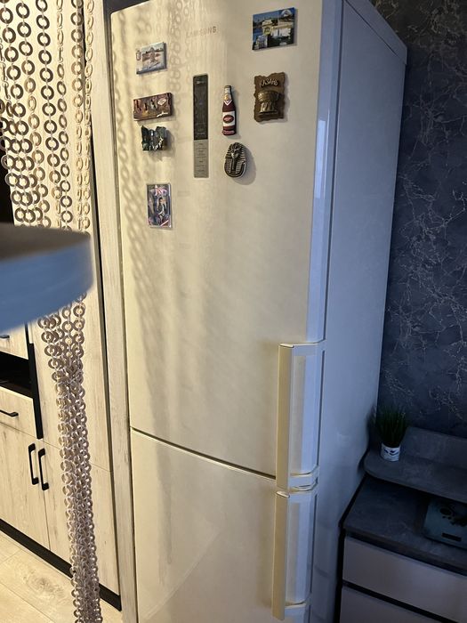 Холодильник самсунг