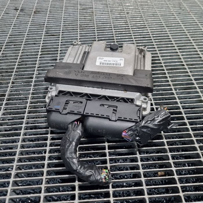 Calculator motor AUDI Q5 2.0TFSI 2008 - 2015 211CP Automata CDNC Euro5 (1485) Benzina ...