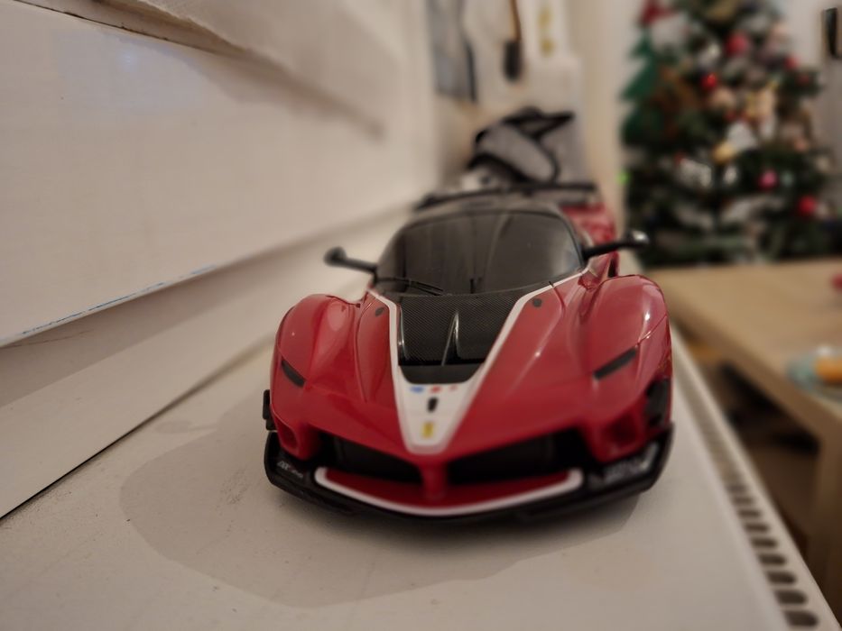 НОВО! Ferrari LaFerrari с Дистанционно (Лицензиран модел 1:24) - ТОП Ц