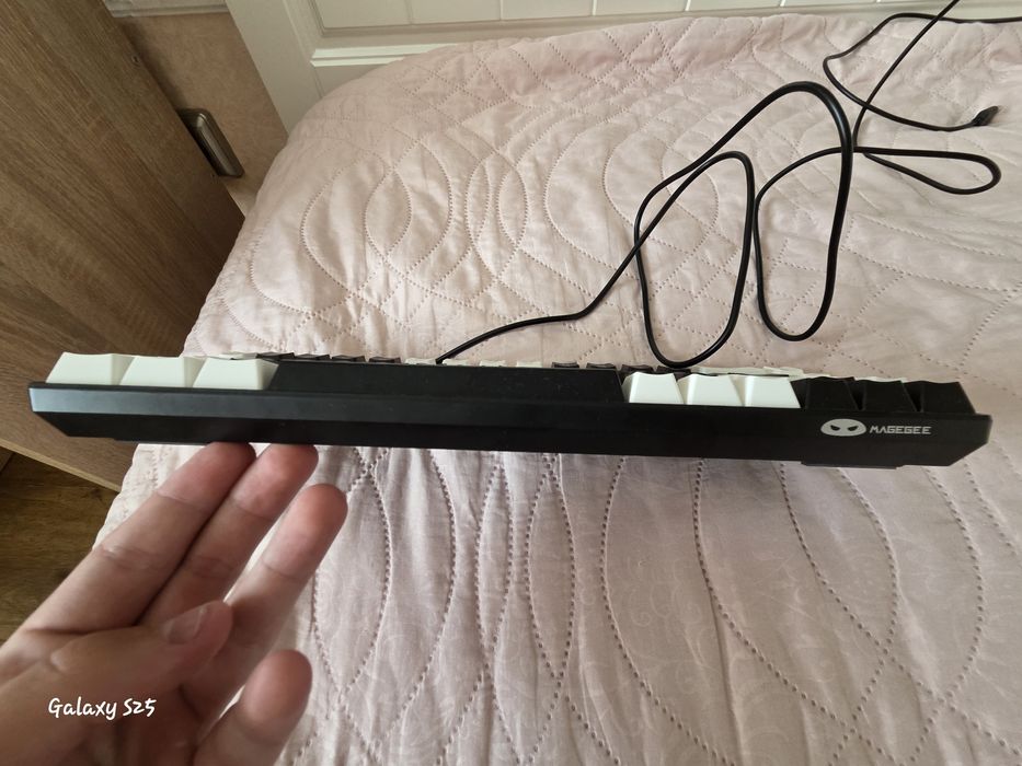 Клавиатура  игровая