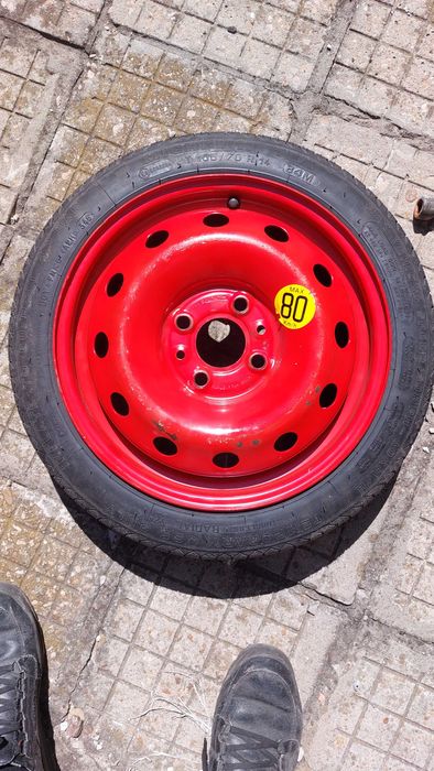 Комплект крик и резервна гума 14 Цола