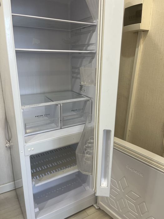 Холодилник сатылады