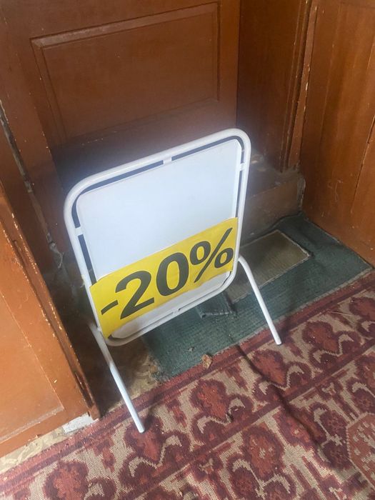 Табела за реклама, метална