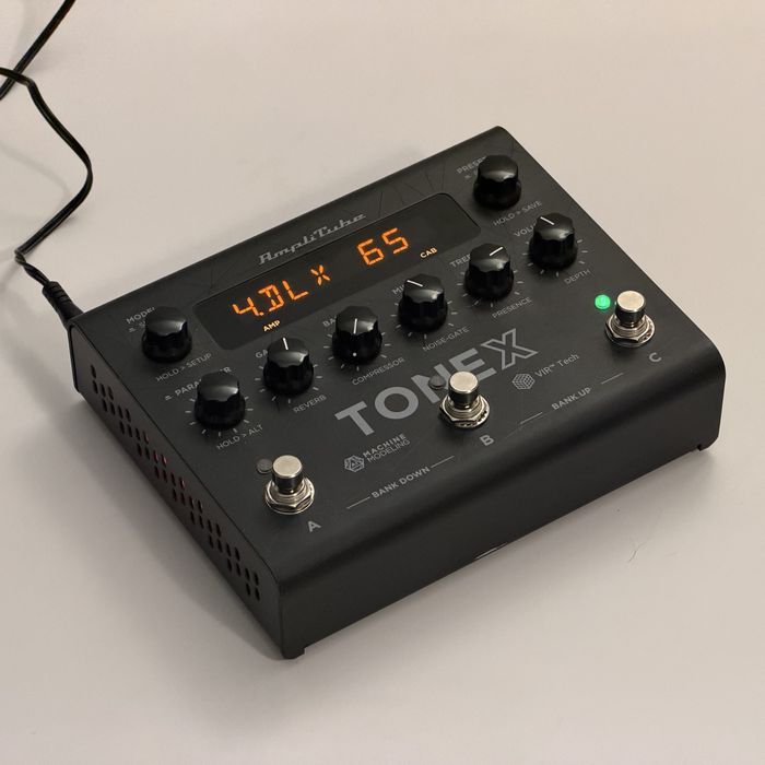 IK Multimedia ToneX Pedal