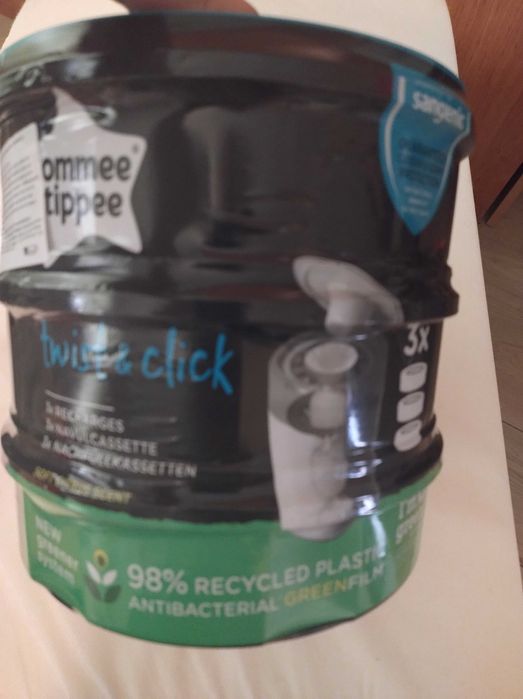 Хигиенен кош за памперси Twist&Click и резервна касета