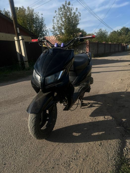Продам Мопед м8 1 поколения
