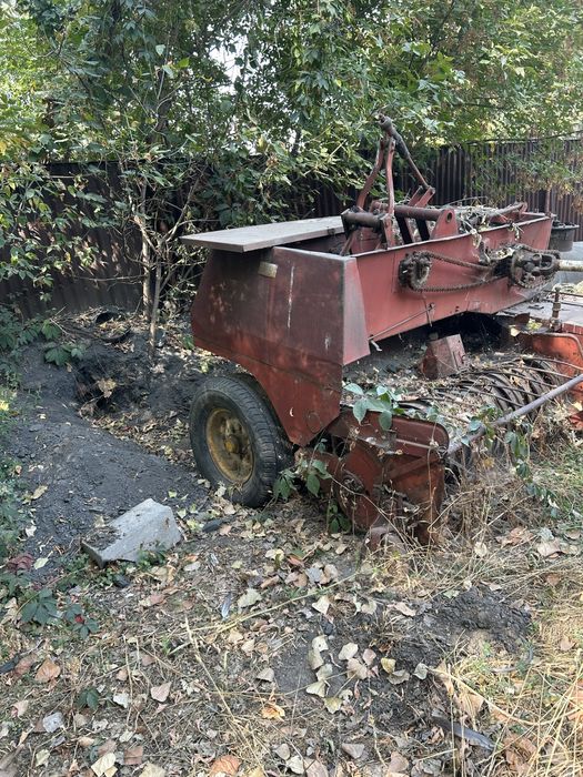 Пресс подборщик продаётся