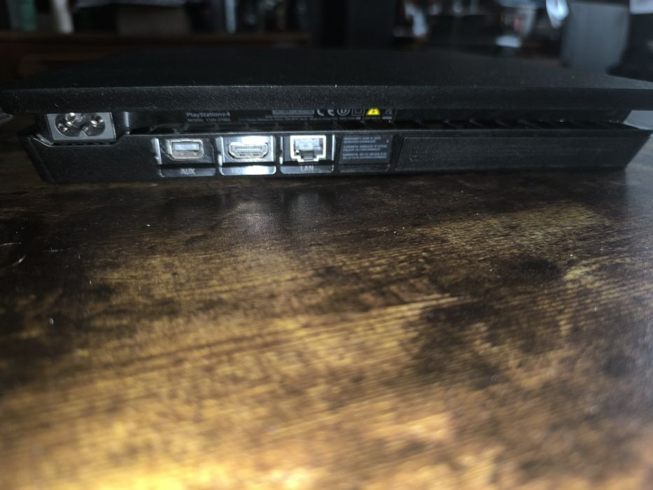 PS4 slim 2tb stocare