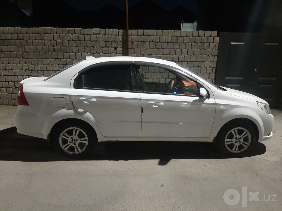 Sotiladi Nexia 3 avtomat 4 pozitsa Benzinda kraska tozza