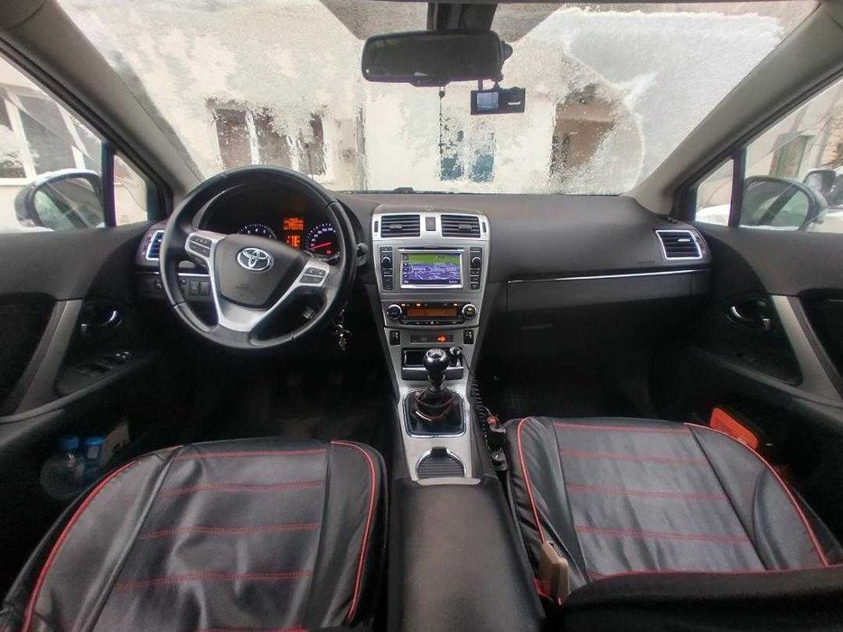 Toyota Avensis 1.8 benzina - Executiv