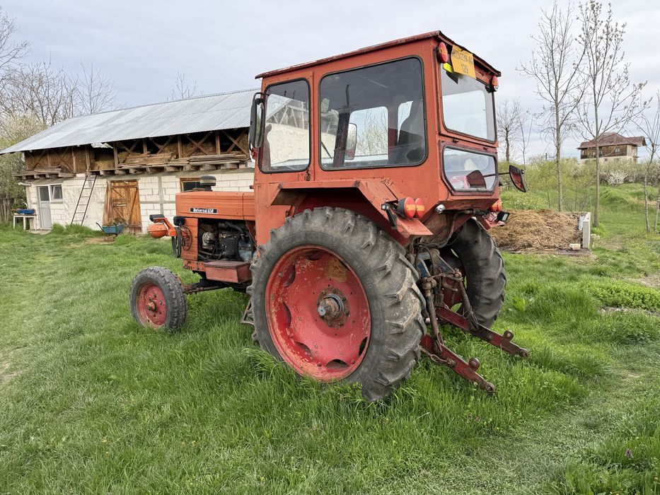 Vand tractor u650 motor de 80 de cai, instalatie noua