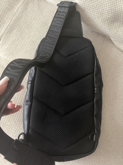 Продам барсетку Bikkembergs