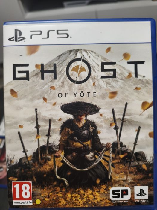 PS 5 Slim с двумя контроллерами и играми