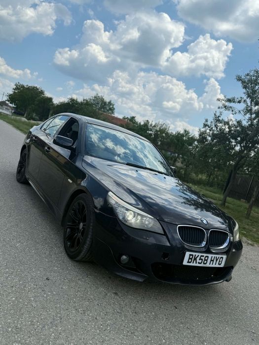 Dezmembrez BMW E60 motor 2.0 N47