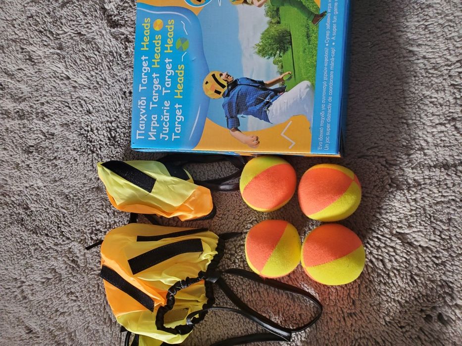 Joc de coordonare mănă-cap