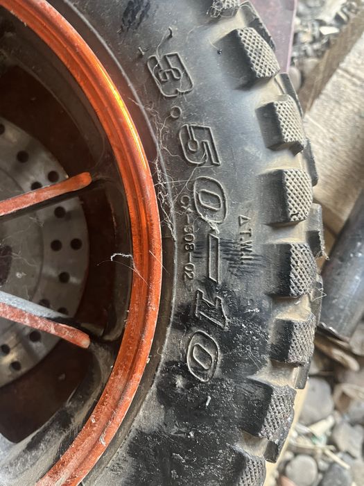 Продам колеса на скутер