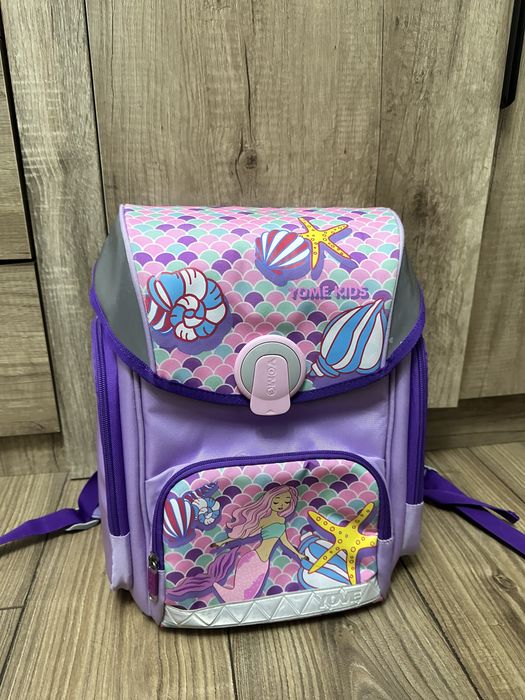 Рюкзак школьный