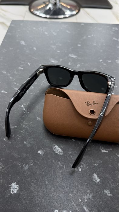 Ray-Ban Meta glasses wayfarer 1 Gen с Кейс за зареждане