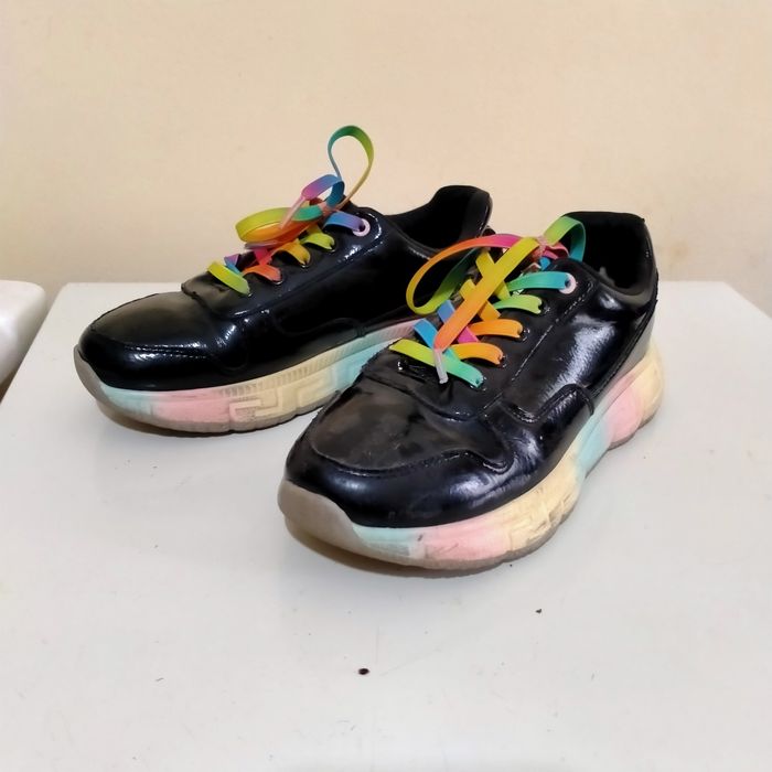 Обувь для девочек.