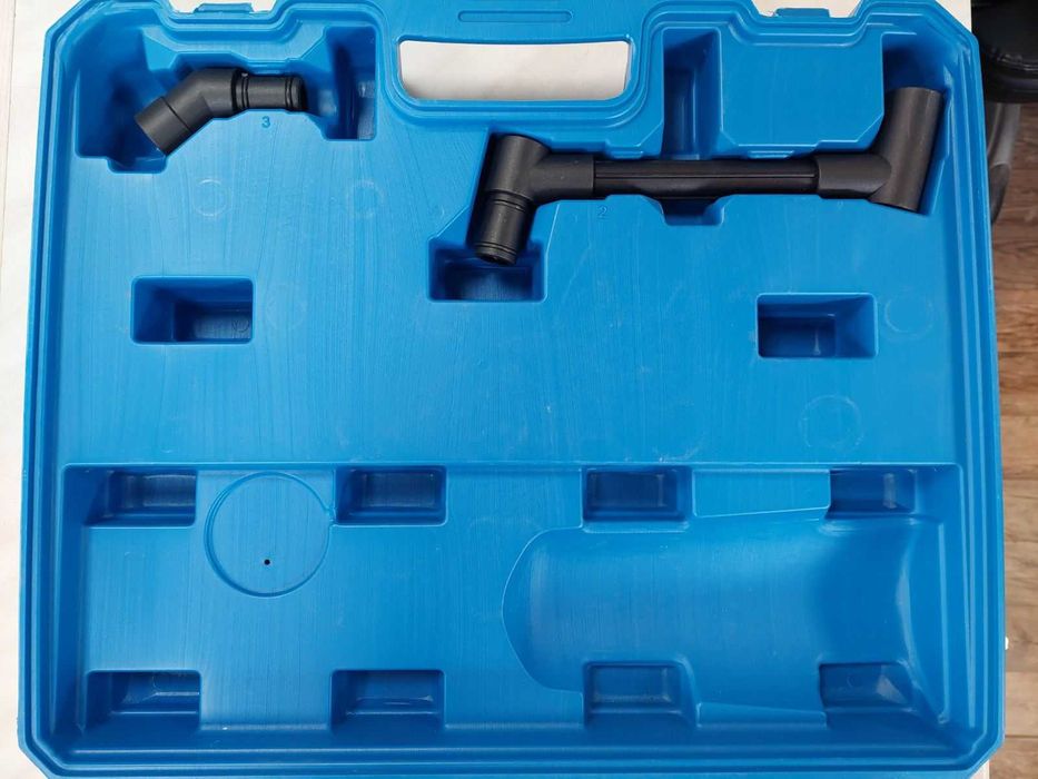 Фуния за пълнене на двигателно масло к-т с адаптери - 24 части