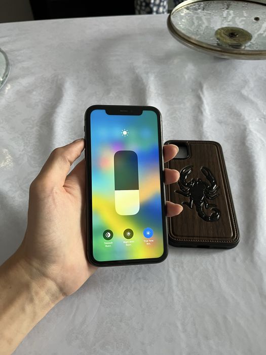 Продам Айфон 11 128gb 72%