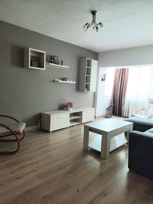 Apartament 3 camere decomandat, Etaj 2 – Zona Orizont (Știrbei Vodă)
