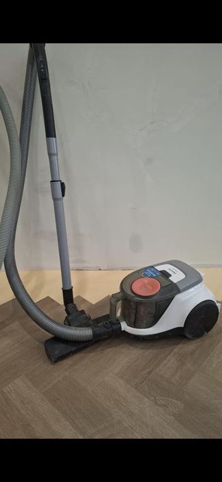 Продам пылесос Филипс