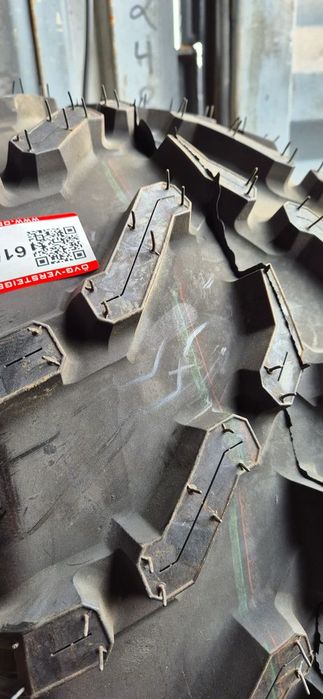255 70 12 - 26 x 10.00 12