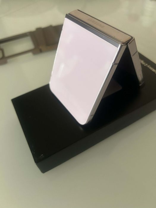 Samsung z flip 5 256 gb