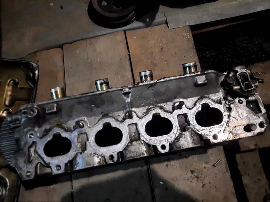 ГБЦ Митсубиси спейс вагон 1.8