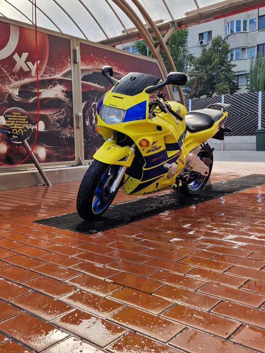 Vand schimb honda cbr f2