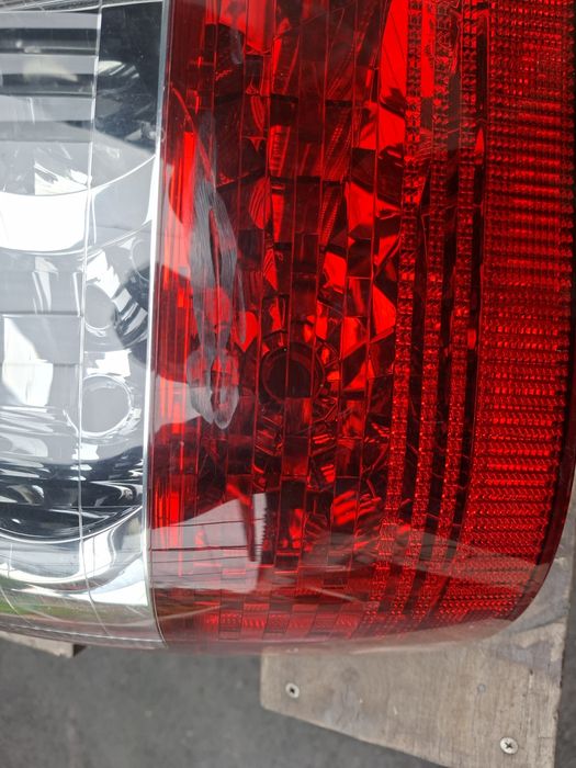 Задний фонарь Toyota Highlander оригинал