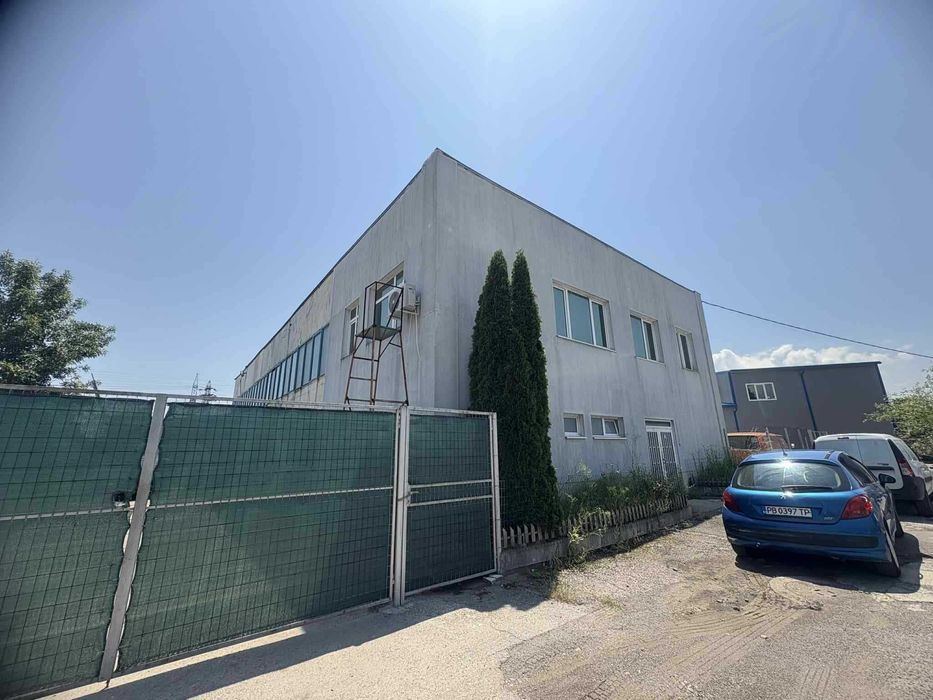 Дава се под наем Промишлена сграда в София, Военна рампа - 500 кв.м за 3500 € - Снимка #21