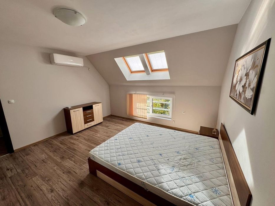 Дава се под наем Тристаен апартамент в Пловдив, Гагарин - 97 кв.м за 663 € - Снимка #4