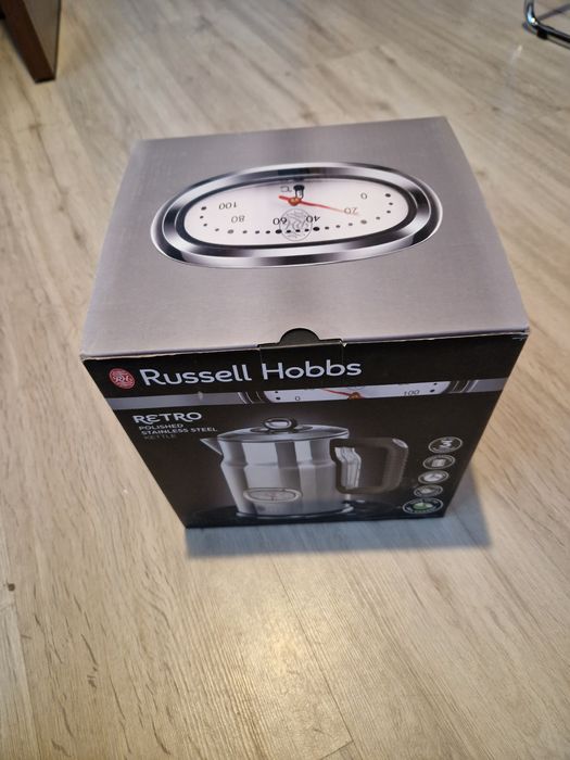 Fierbător Russell Hobbs Retro