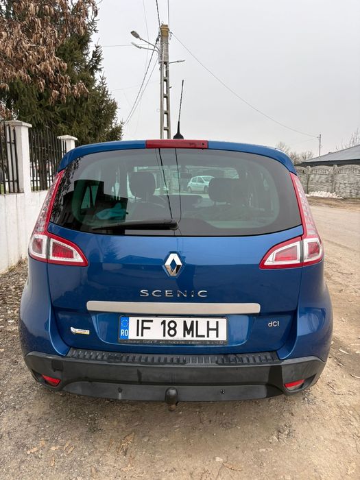 Renault  Scenic 2011