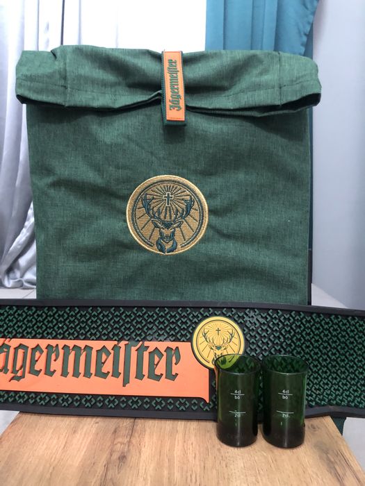 Термо сумка , шоты и бармат Jagermeister